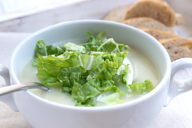 Kartoffel-Sellerie-Suppe mit Wirsing