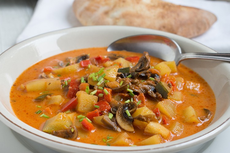 Hack-Gemüse-Suppe