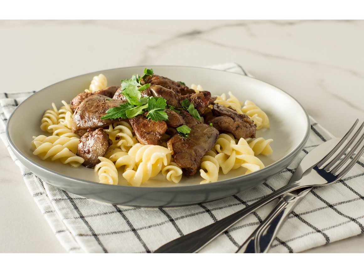 Nudeln mit Hähnchenlebersauce
