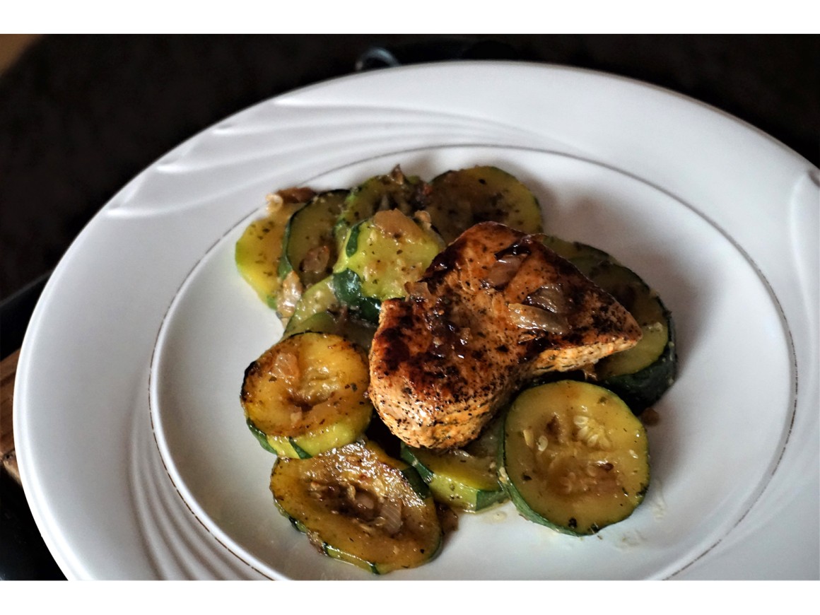 Steak mit Zucchini