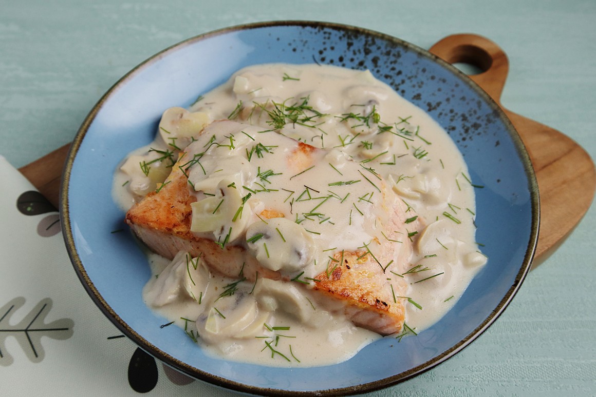 Lachs mit Pilzsauce