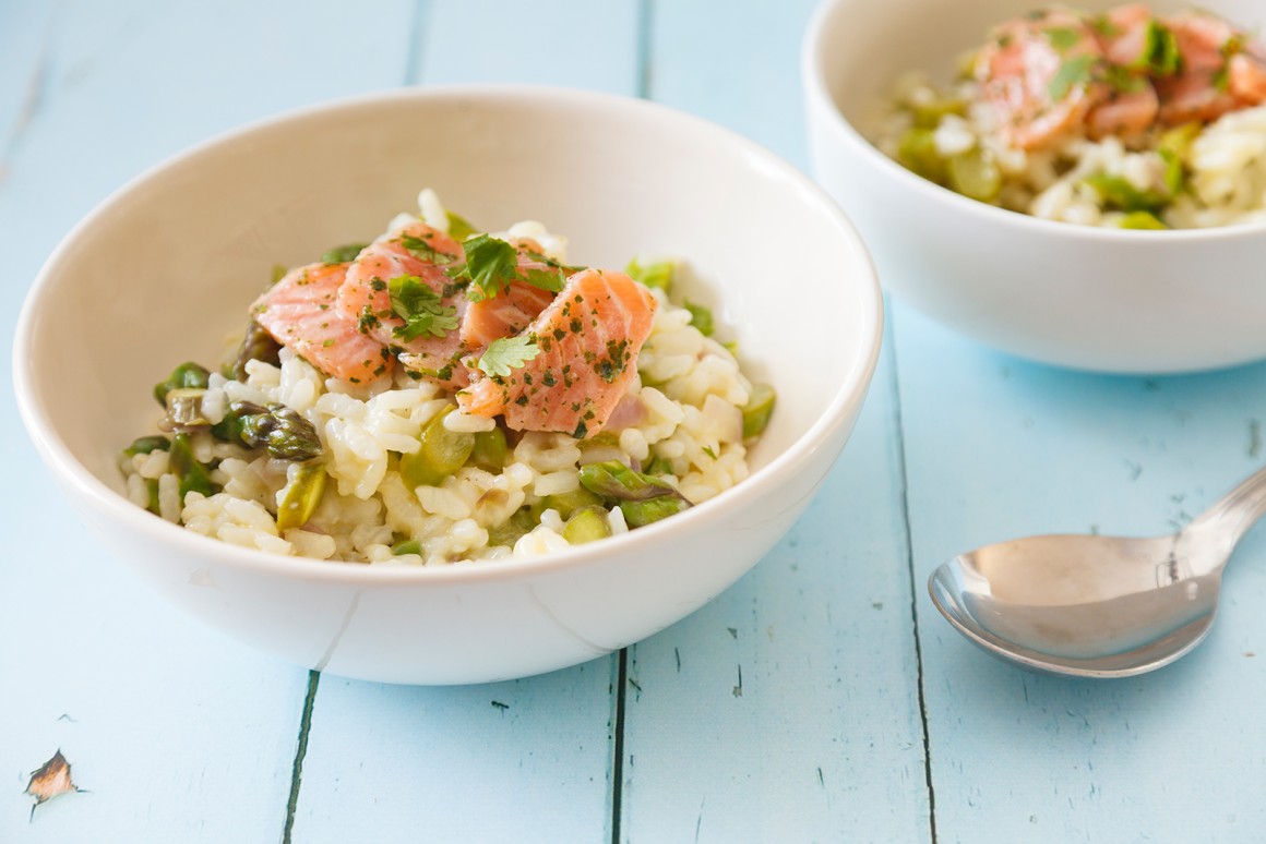 Spargelrisotto mit Lachs
