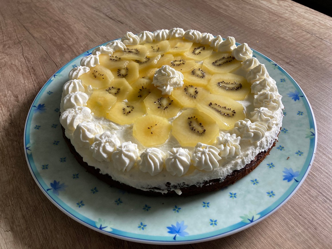 Möhren-Nuss-Torte
