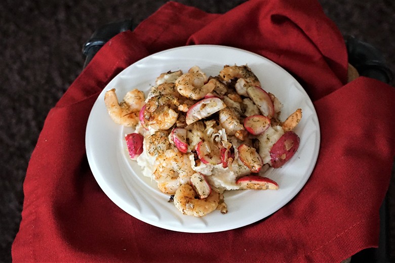 Garnelenpfanne mit Radieschen