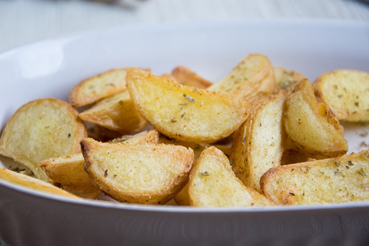 Gebratene Kartoffelspalten