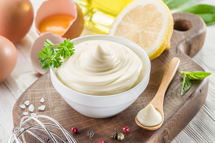 Selbstgemachte Mayonnaise