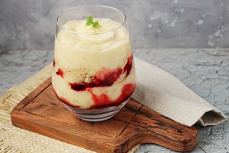 Dessert mit Bananen und Mascarpone