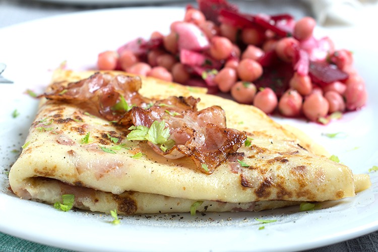 Eierkuchen mit Speck