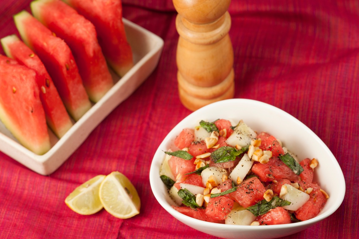 Wassermelonen-Gurken-Minzsalat
