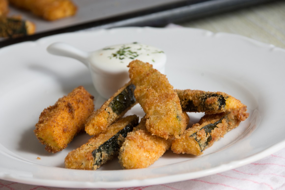 Knusprige Low-Carb Zucchini-Pommes