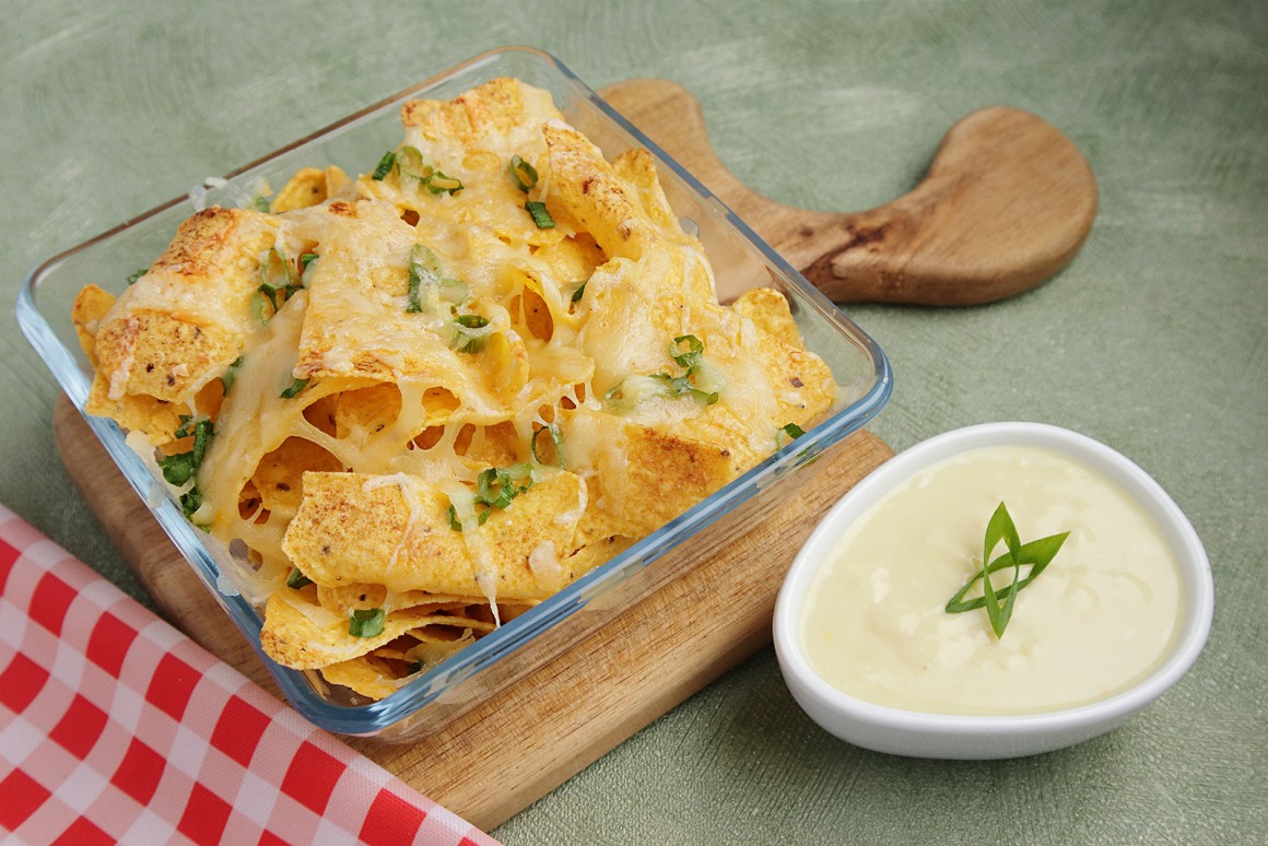 Überbackene Nachos mit Käse
