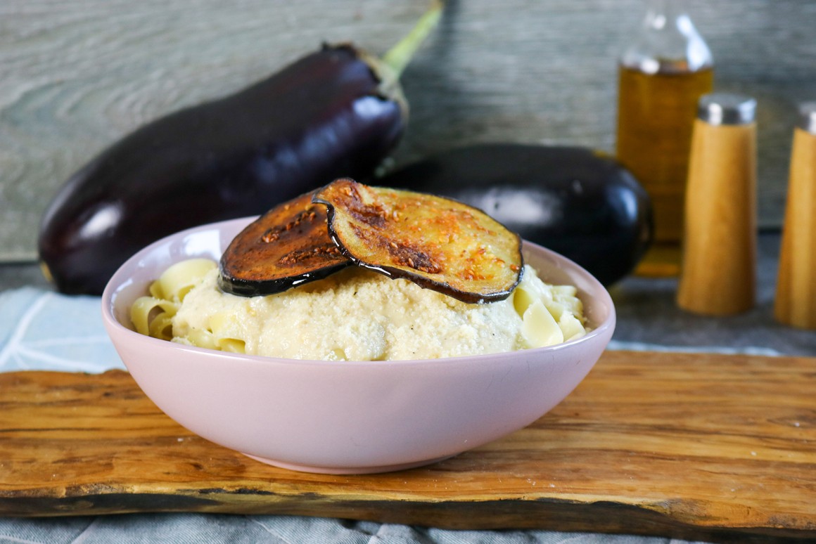 Bandnudeln mit Auberginenpaste - Rezept