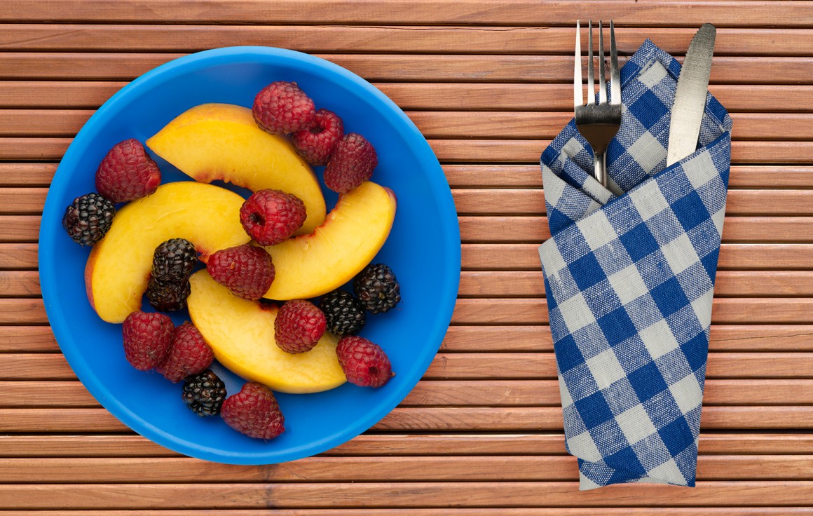 Nektarinen-Beeren-Salat