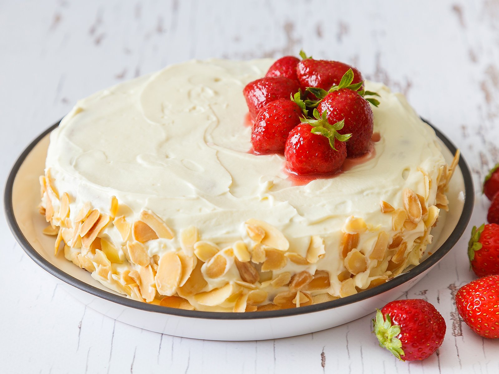 Erdbeerkuchen mit Buttercreme - Rezept