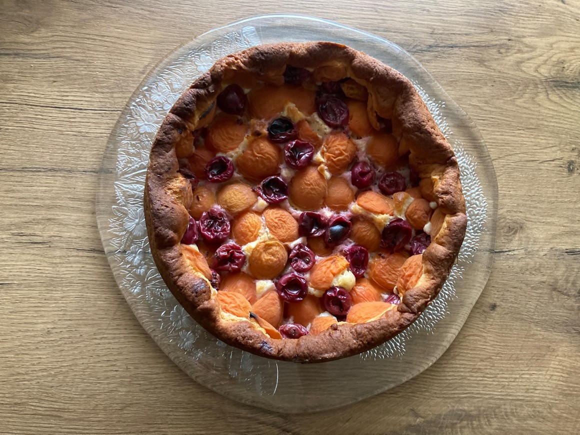 Aprikosen-Stachelbeer-Kuchen - Rezept