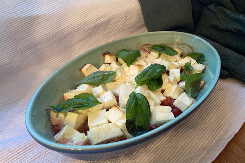 Blitzschnell gebackener Tomaten-Feta