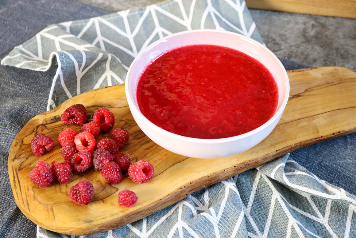 Rohkostmarmelade mit Himbeeren