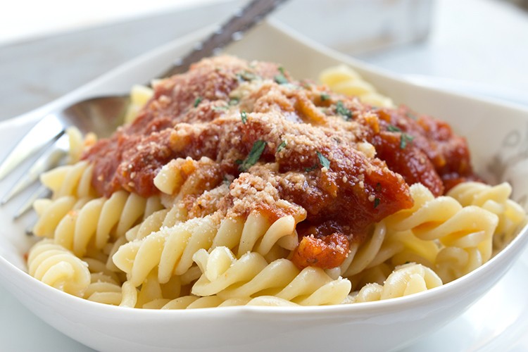 Fusilli mit Tomatensauce