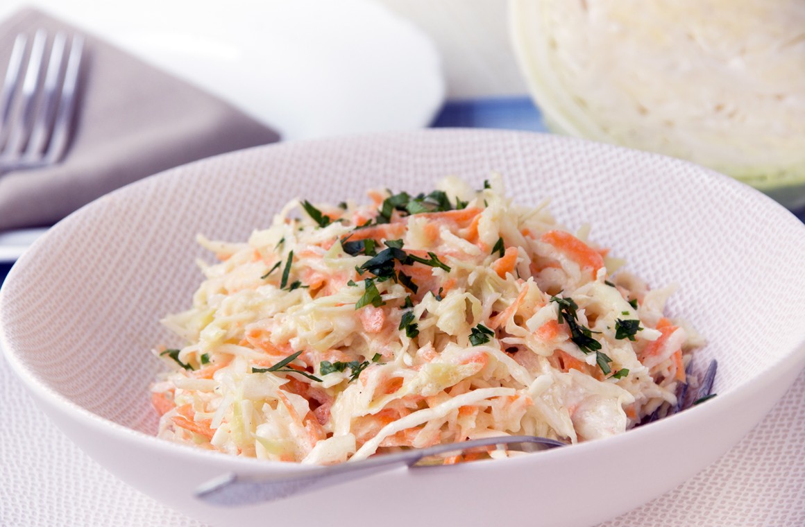 Weißkohlsalat mit Joghurtdressing