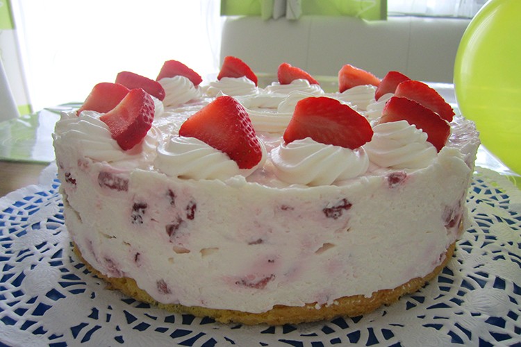 Erdbeer-Joghurt-Torte