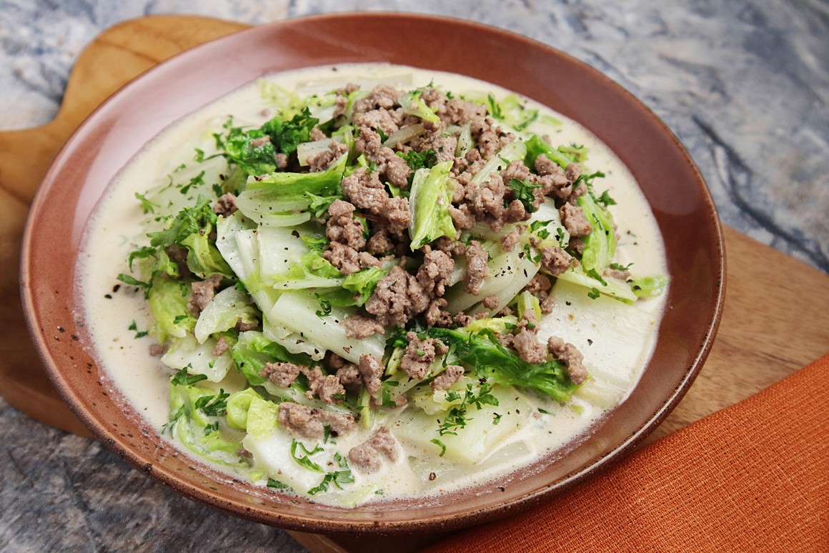 Chinakohl-Pfanne mit Frischkäse und Hackfleisch - Rezept
