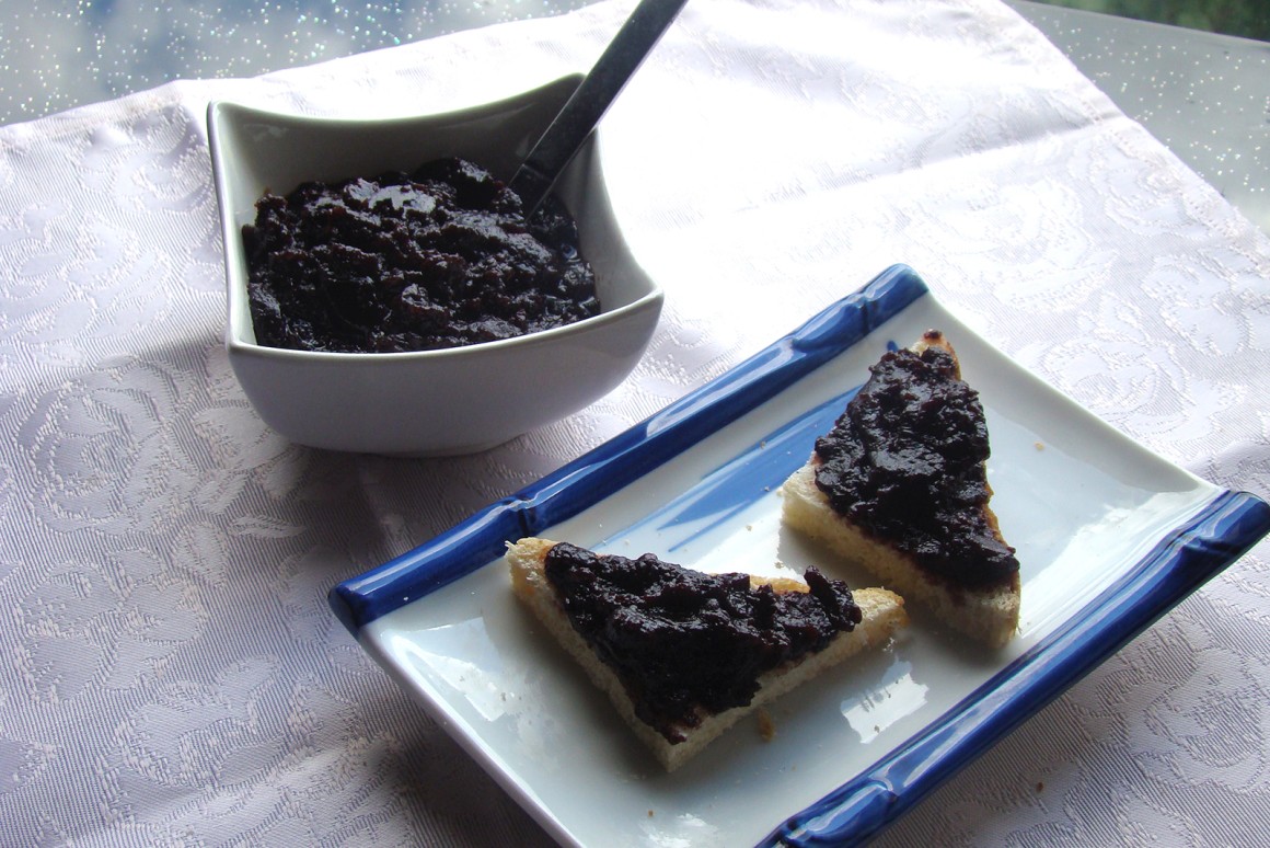 Vegane und zuckerfreie Brombeermarmelade