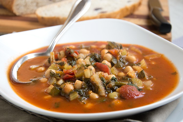 Italienische Kichererbsensuppe