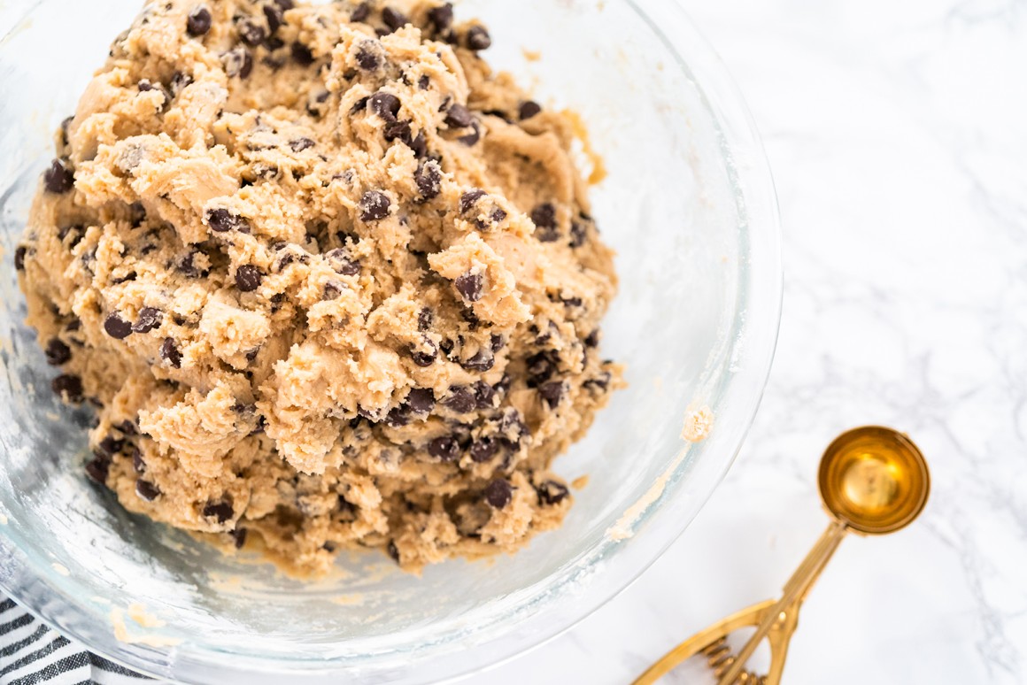 Veganer und zuckerfreier Cookie Dough