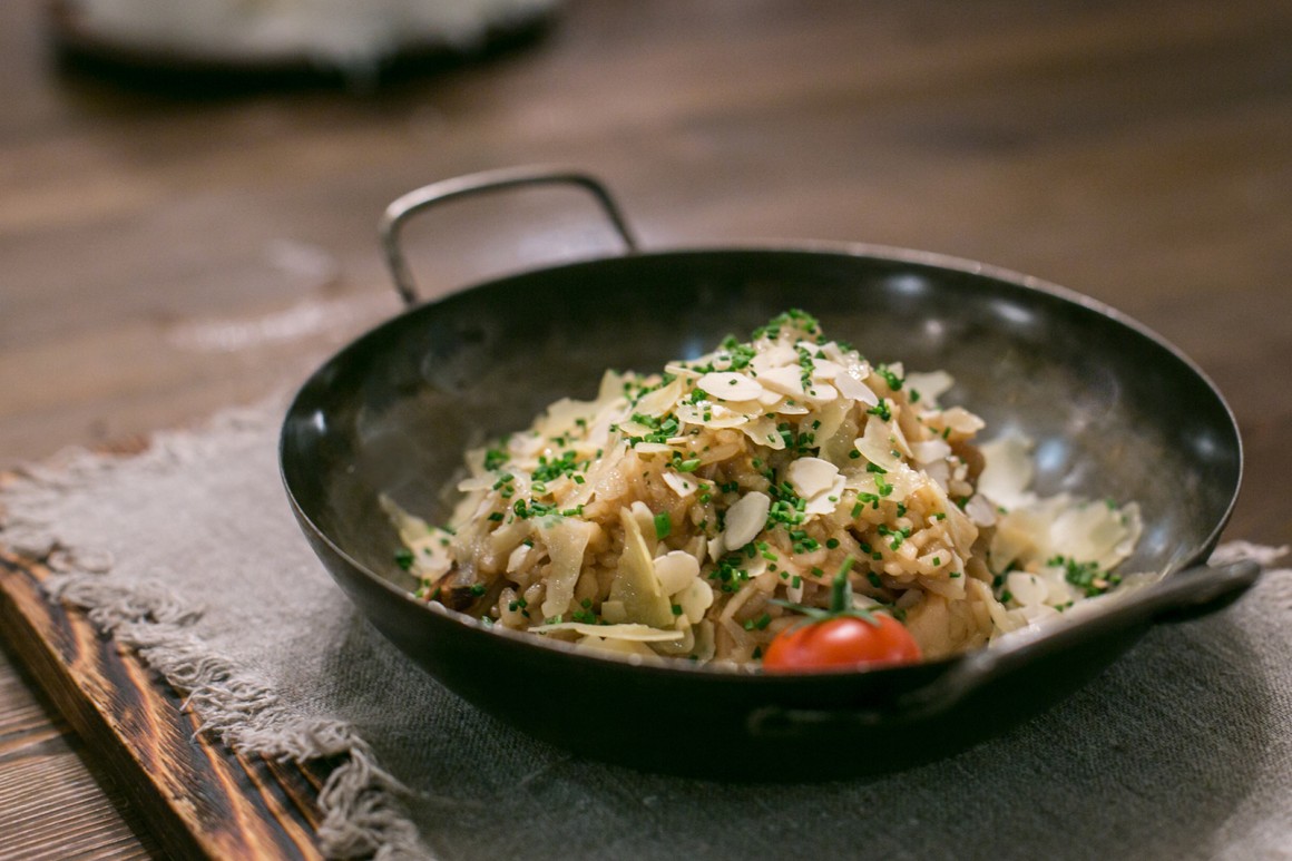 Risotto mit Lachs und Erdnüssen
