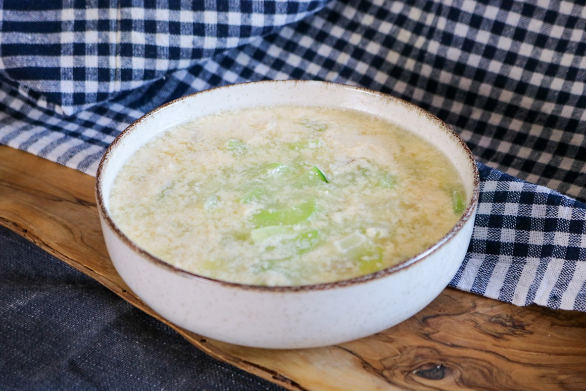 Gurkensuppe