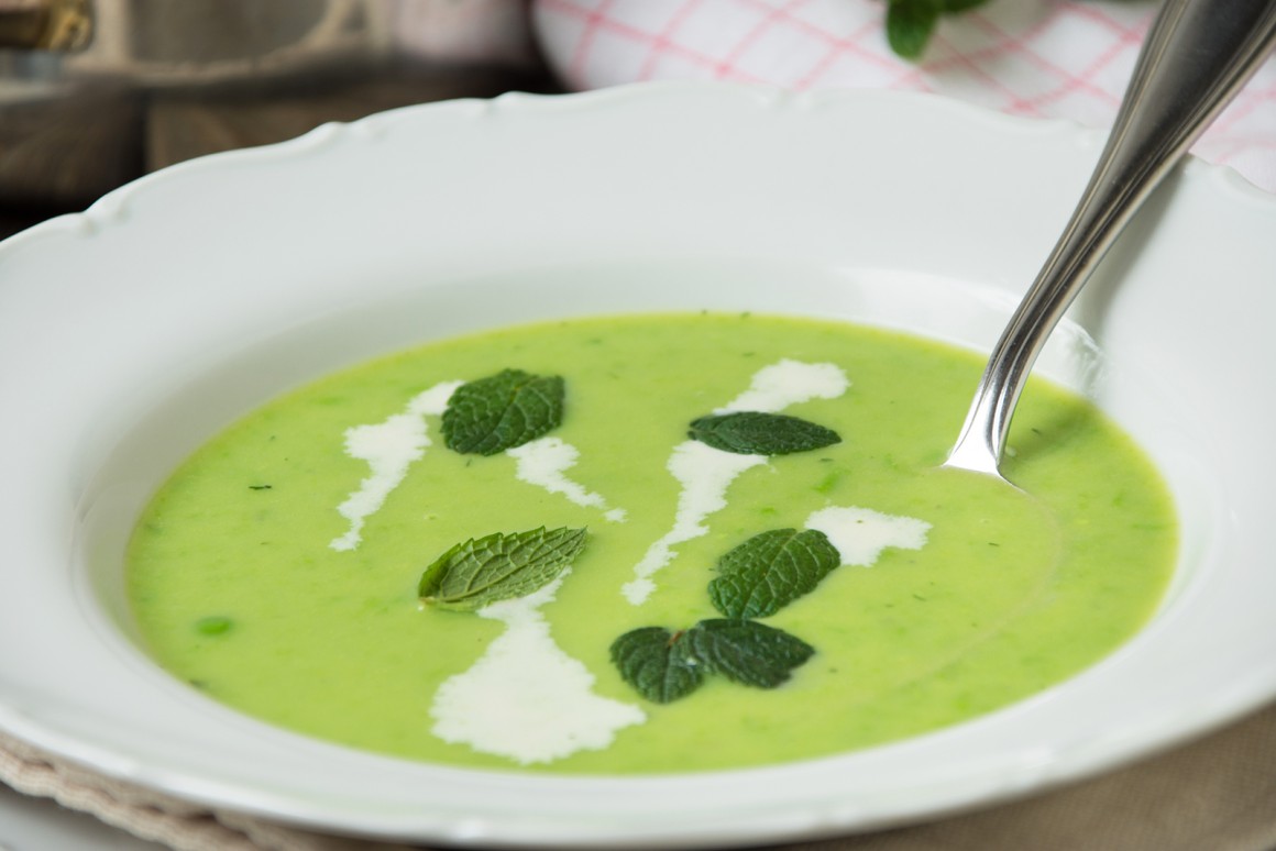 Erbsensuppe mit Minze - Rezept