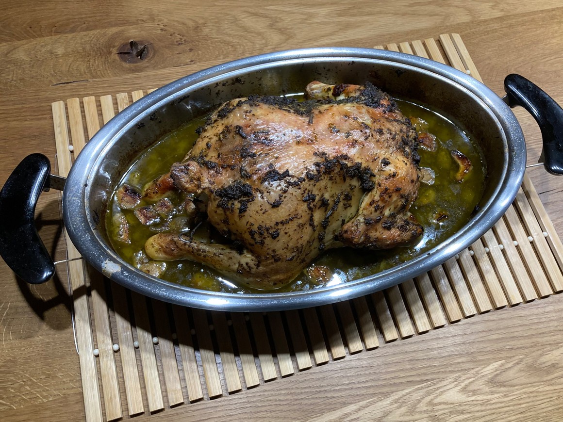 Hähnchen gefüllt mit Kräuter