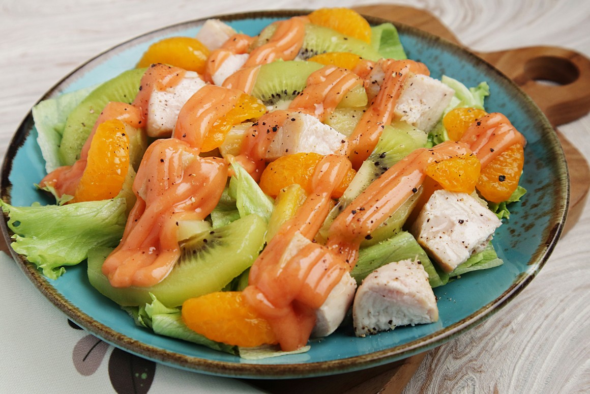Salat mit Grill-Hähnchen