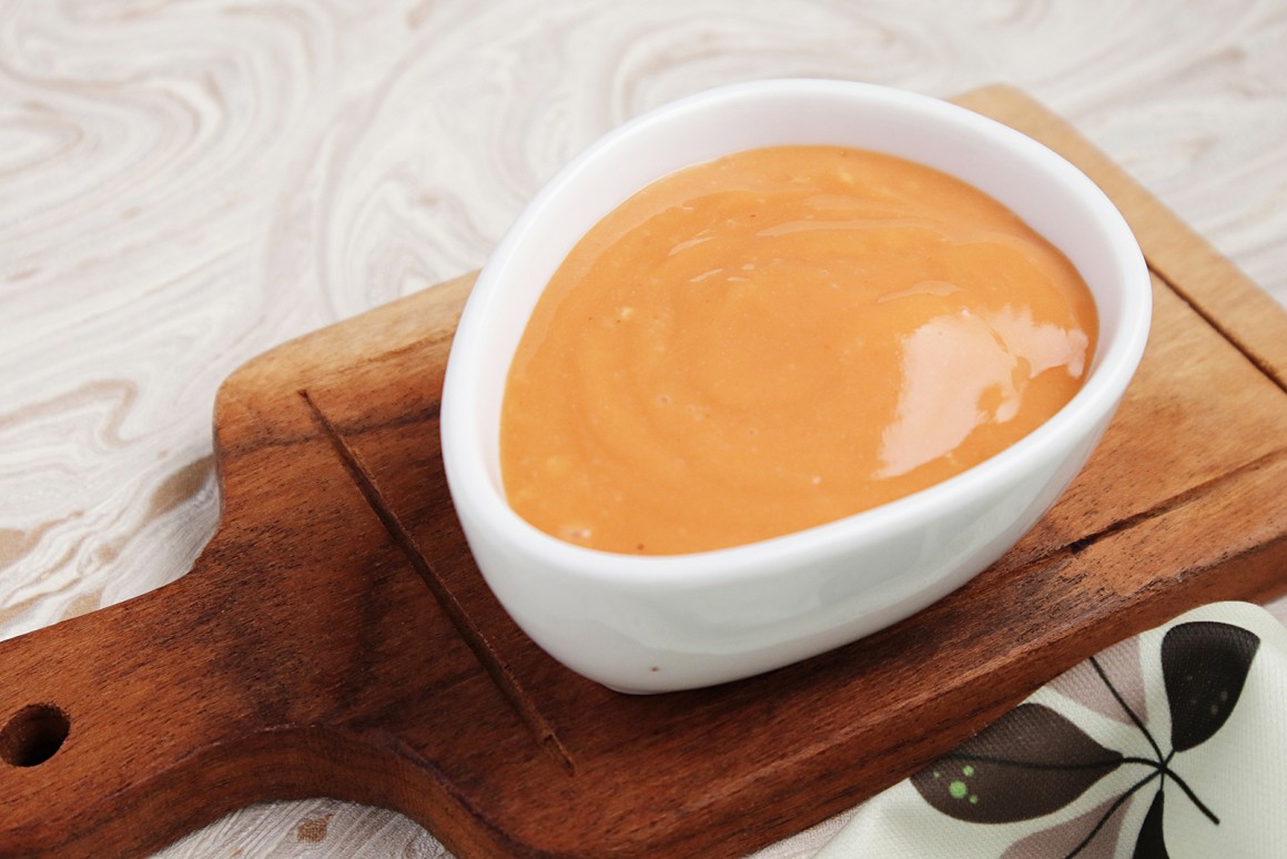 Vegane Käsesauce aus Tahini
