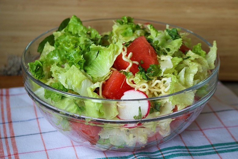 Nudelsalat mit Wassermelone