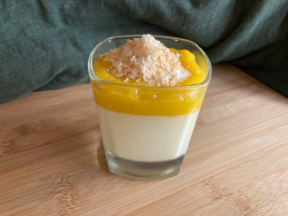 Kokospudding mit Mango - Rezept