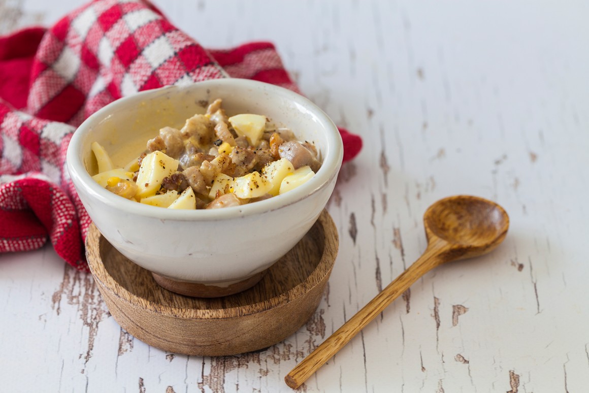 Eiersauce mit Speck