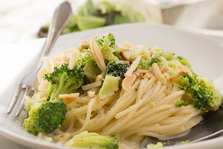 Pasta mit Brokkolisauce