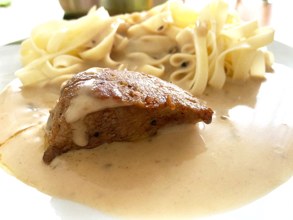 Wildschweinfilet mit Pilzsauce