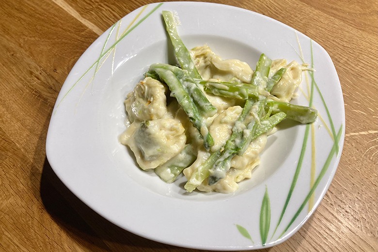 Pasta mit grünem Spargel