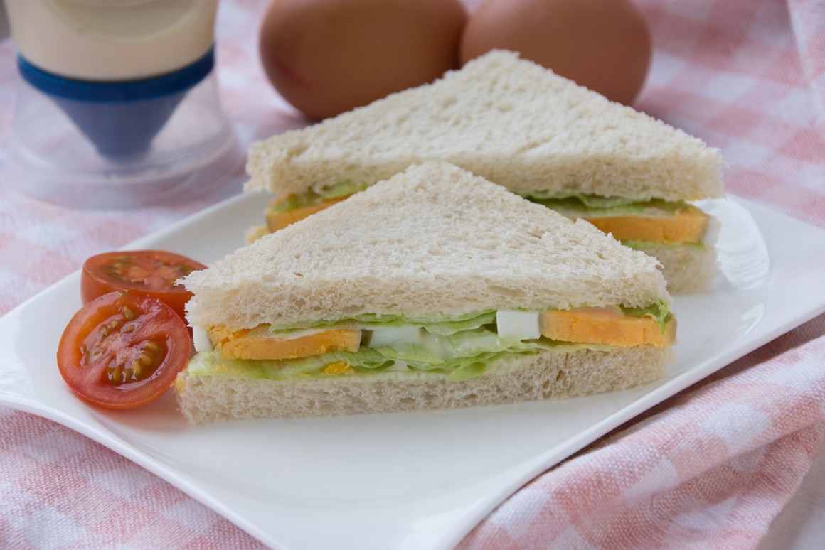 Club-Sandwiches mit Eiern