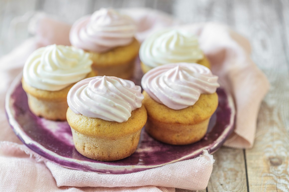 Dinkel-Cupcakes mit Vanille