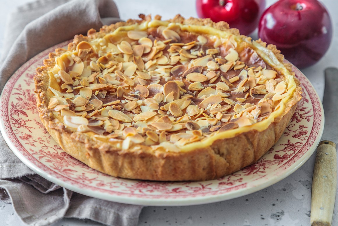 Apfel-Mandel-Kuchen mit Pudding - Rezept