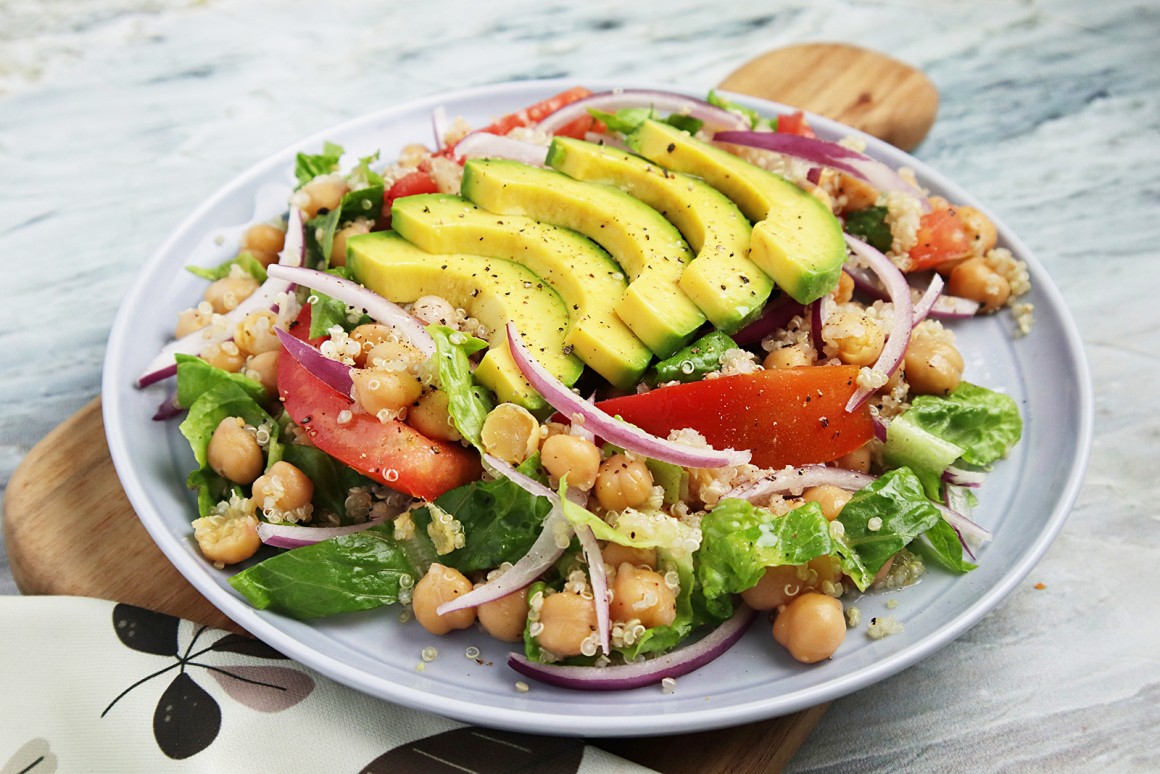 Kichererbsensalat mit Avocado