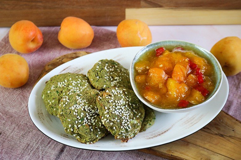 Falafel mit Aprikosensauce