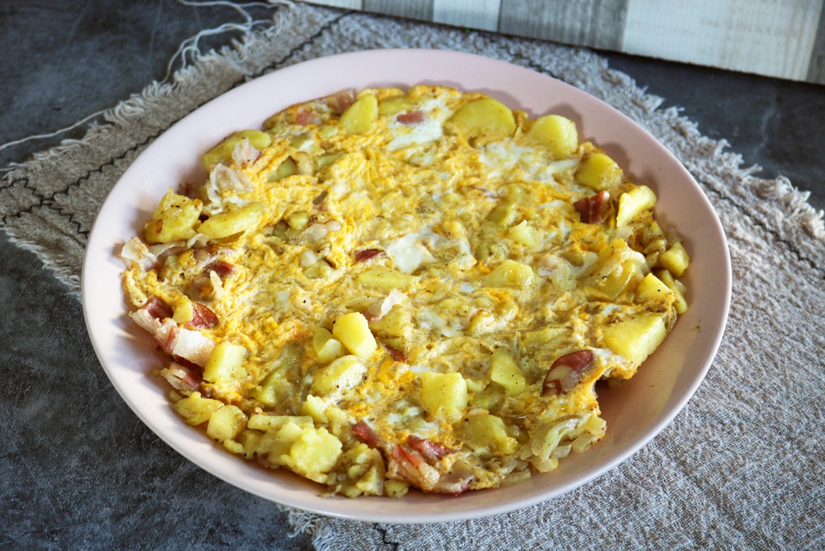 Kartoffel-Zwiebel-Omelett