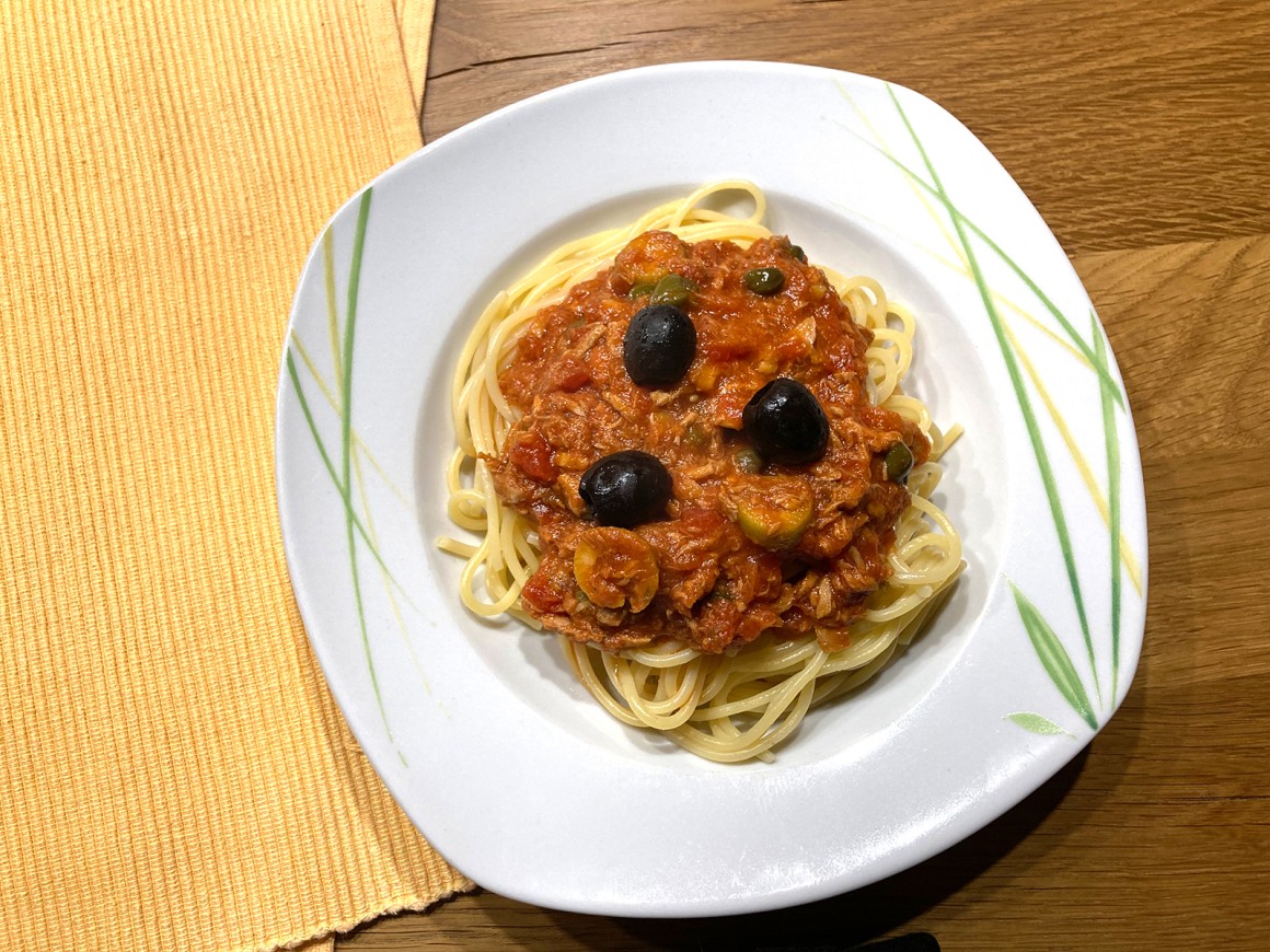 Spaghetti mit Thunfisch-Kapern-Sauce