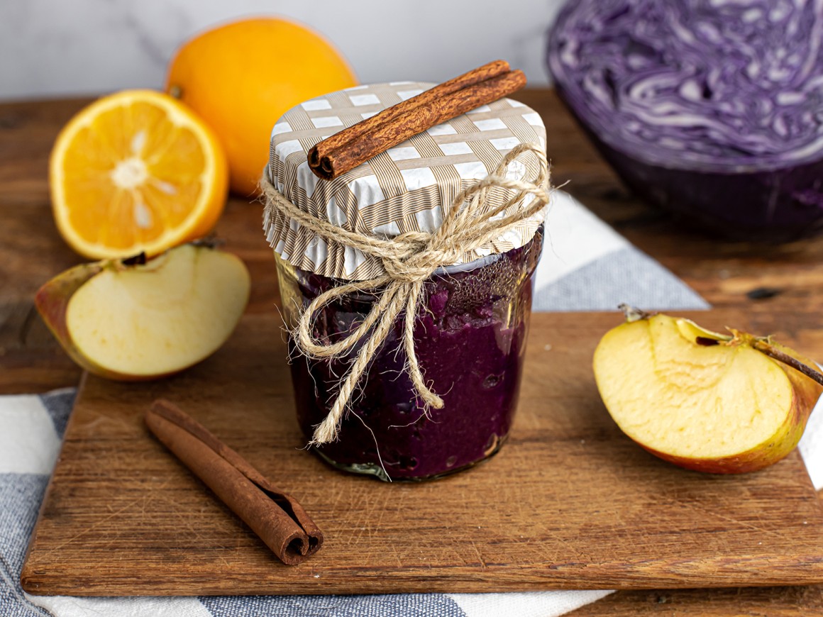Rotkohl-Marmelade mit Apfel