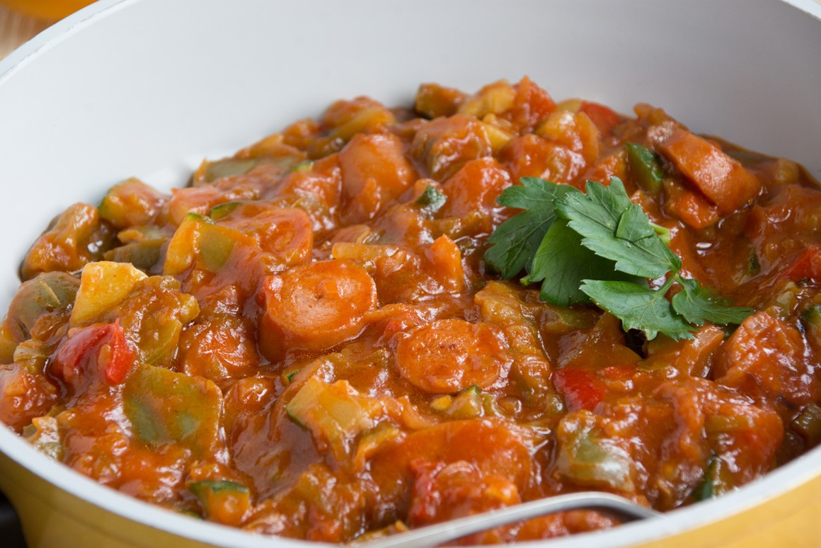 Letscho mit Zucchini - Rezept