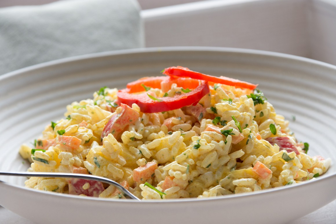 Reissalat mit Joghurtdressing
